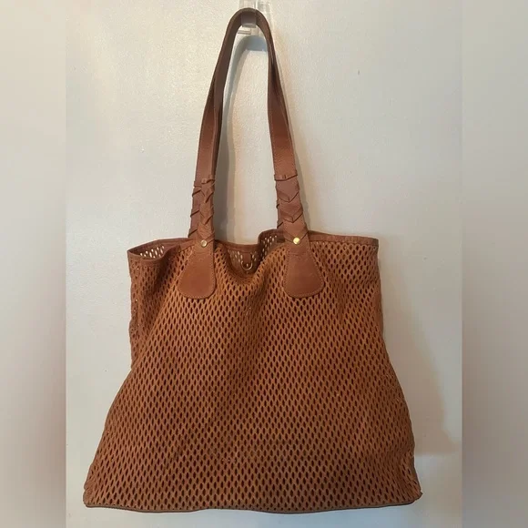 Perforated Tote Caramel Italian Mesh Leather handbag, No Label - Picture 1 of 7